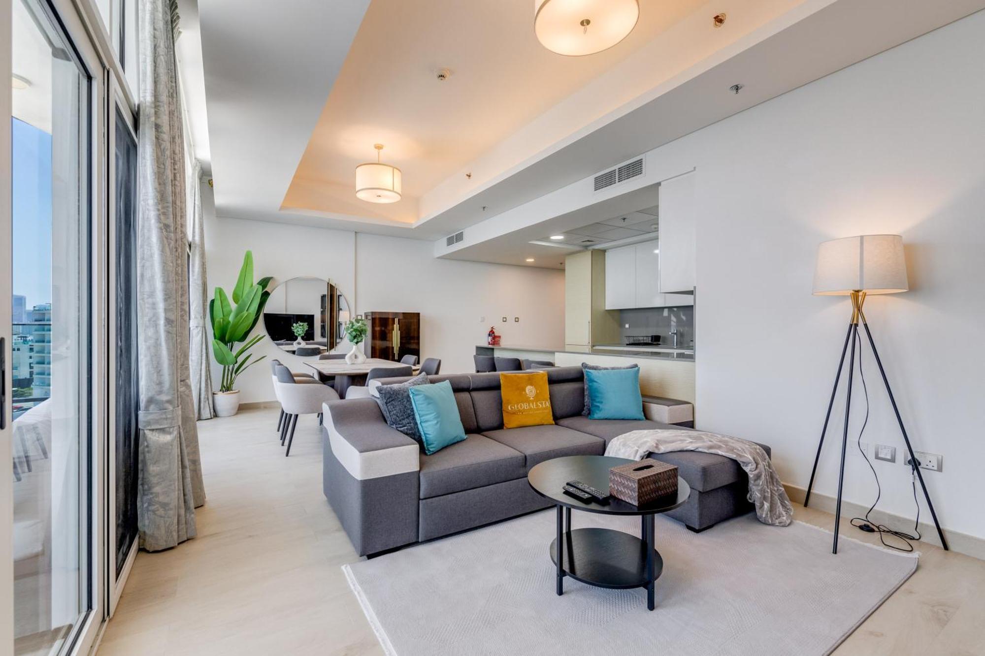 Luxury Azizi Mina Beachfront Apartments Dubai Exterior photo