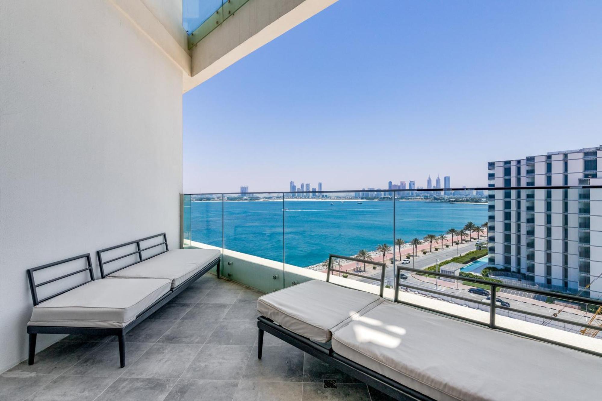 Luxury Azizi Mina Beachfront Apartments Dubai Exterior photo
